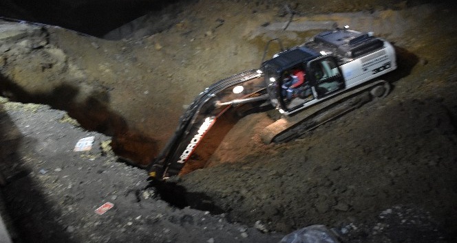 Çöken toprak Kırıkkale’nin kanalizasyon hattını patlattı