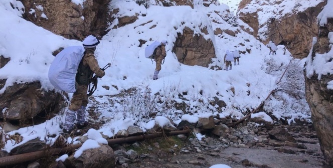 Karla kaplı arazide PKK’ya ağır darbe