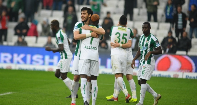 Bursaspor evinde sıkıntı çekiyor