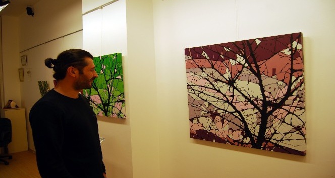 Doç. Dr. Ahmet dalkıran’ın sergisi ilgi görüyor