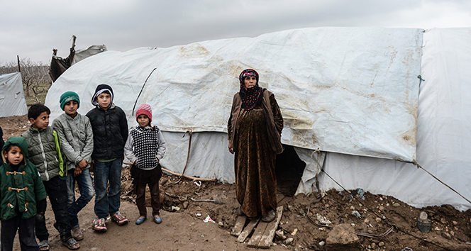 PKK/YPG&#039;nin zulmünden kaçan 13 kişilik aile tekrar evine dönmek için operasyonu bekliyor