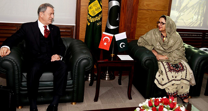 Bakan Hulusi Akar, Pakistan Genelkurmay Başkanı ile görüştü