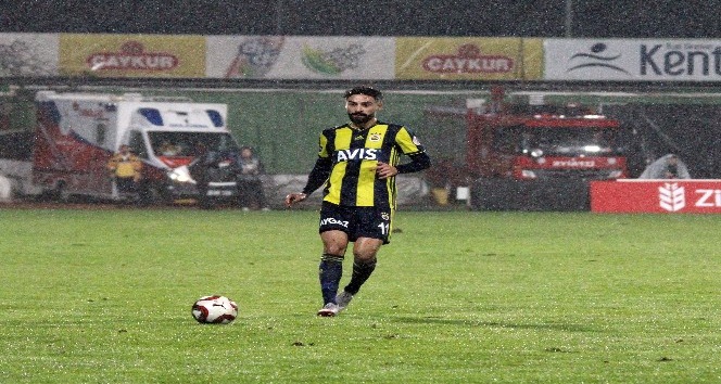 Ziraat Türkiye Kupası: Giresunspor: 1 - Fenerbahçe: 1 (İlk yarı)