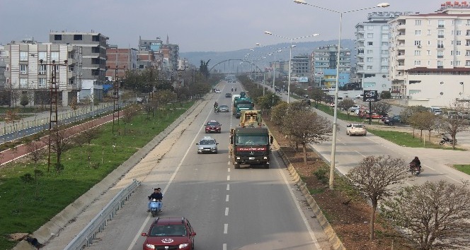 Sınır hattına iş makinesi sevk edildi