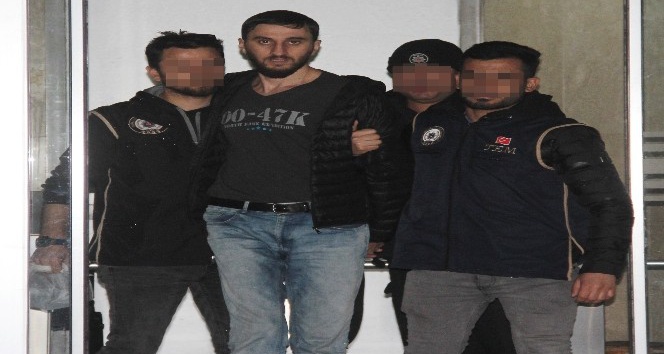 Reina saldırganının ev arkadaşından "esnafım" savunması