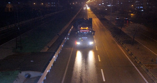 Kilis’ten Münbiç bölgesine tank sevkiyatı