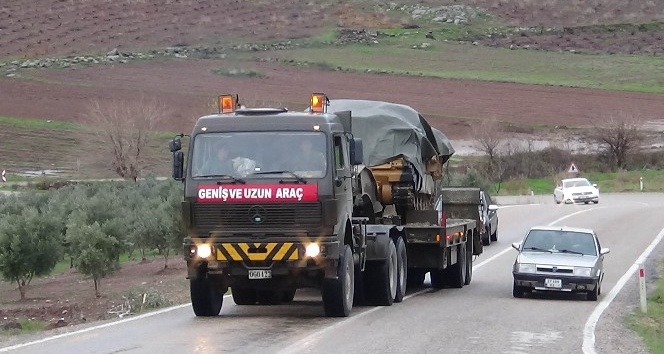 Sınıra askeri sevkıyatlar sürüyor
