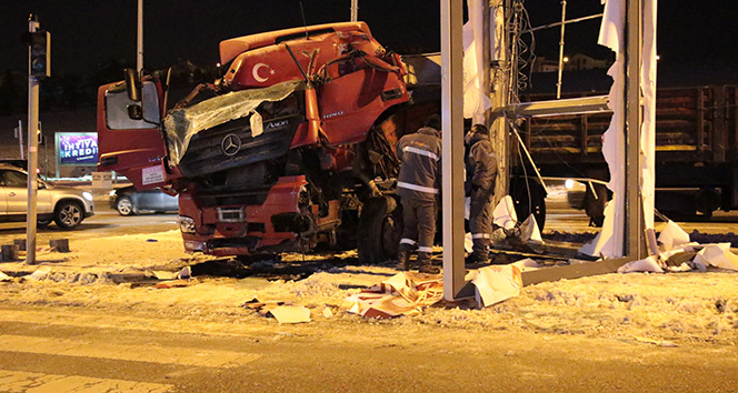 Ankara'da tır kazası: 1 yaralı