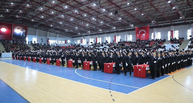 Arnavutköy POMEM 22. dönem mezunlarını verdi