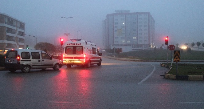 Kilis’te akşam saatlerinde sis etkili oldu
