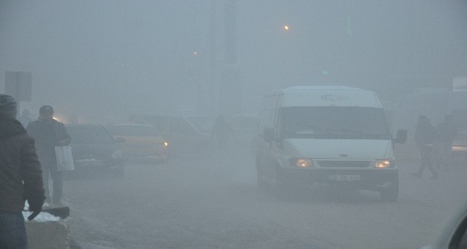 Yüksekova’da yoğun sis