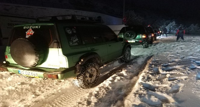 Off-Road grubu karla kaplı yollarda büyük heyecan yaşadı