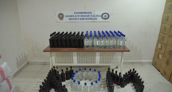 Kahramanmaraş’ta 160 şişe sahte içki ve 800 kilo tütün ele geçirildi