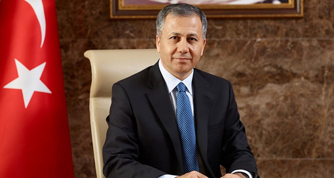 Öğrenciler İstanbul Valisi Yerlikaya'yı mesaj yağmuruna tuttu