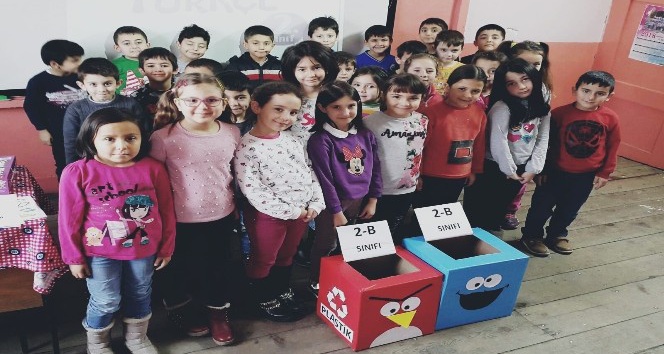 Araç Ahmet Yesevi İlkokulu’nda sıfır atık projesi