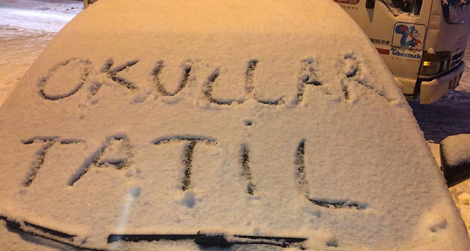 Sinop'ta tüm okullara 1 gün kar tatili