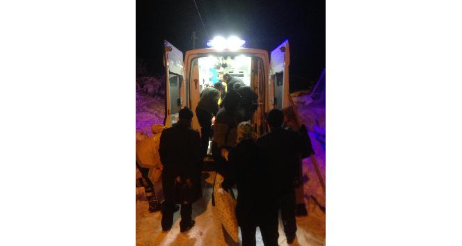 Sivas’ta mahsur kalan hastaları ekipler zor şartlarda kurtardı