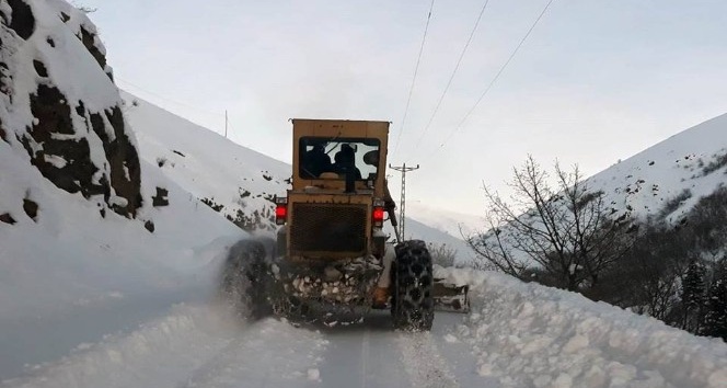 Nevşehir’de kapalı köy yolları açıldı