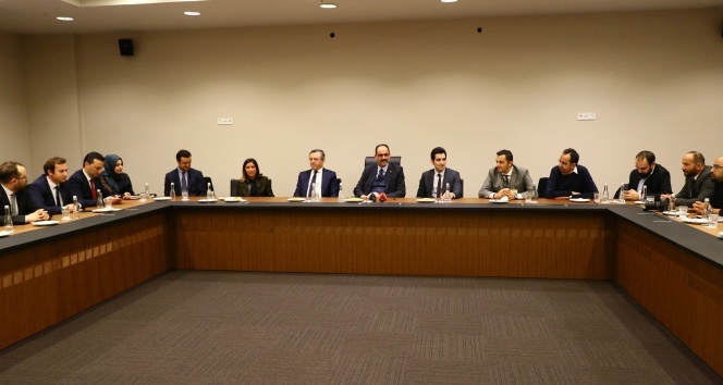 İbrahim Kalın, gazetecilerle bir araya geldi