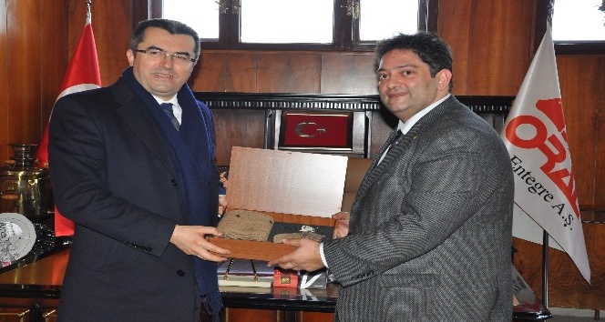 Erzurum Valisi Okay Memiş, Oral Et Entegre tesislerini ziyaret etti