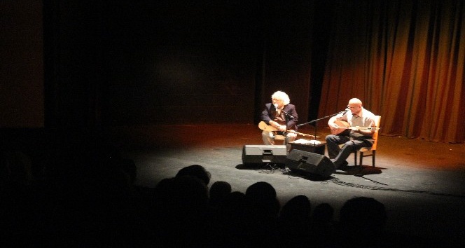 Türk Halk Müziği’nin iki usta ismi Marmaris’te konser verdi
