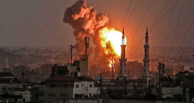 İsrail savaş uçakları Gazze&#039;ye saldırdı