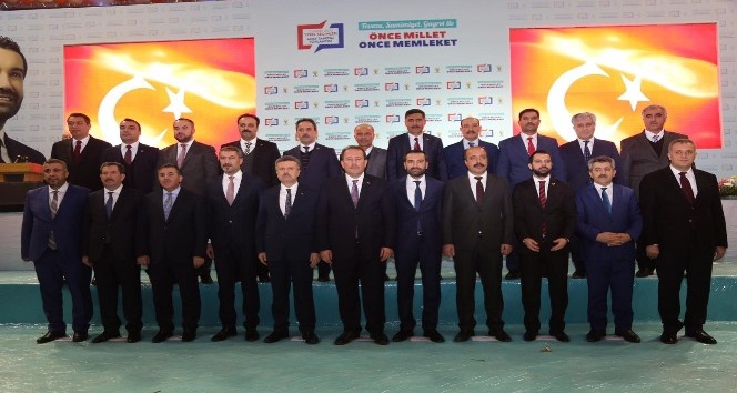 AK Parti Elazığ’da başkan adaylarını tanıttı