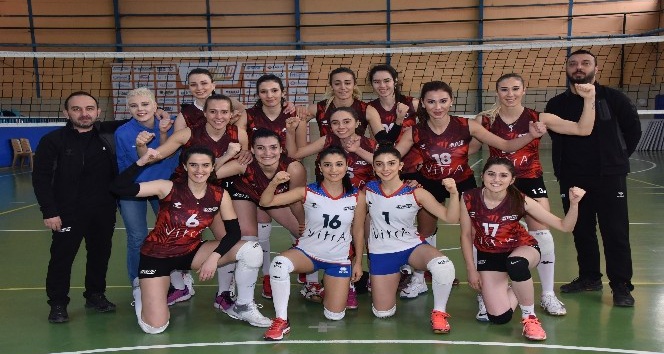 İdman Yurdu Spor, Zonguldak DSİ Voleybol Takımını 3-0 mağlup etti
