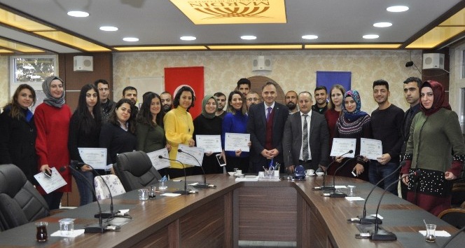 Mardin’de girişimcilik eğitimi sertifikaları dağıtıldı