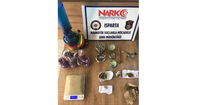 Isparta’da uyuşturucu operasyonu: 3 gözaltı