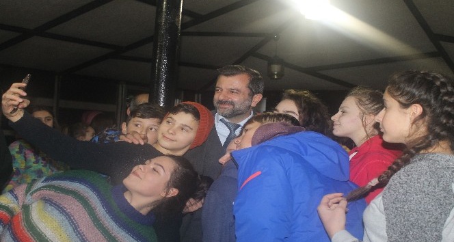 Makedon öğrenciler Adrenalin Park’ta kampa girdi