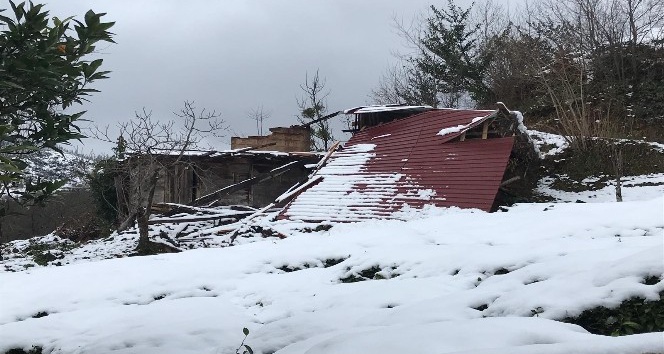 Trabzon’da fırtınada zarar gören 226 binada hasar tespit çalışmaları başladı
