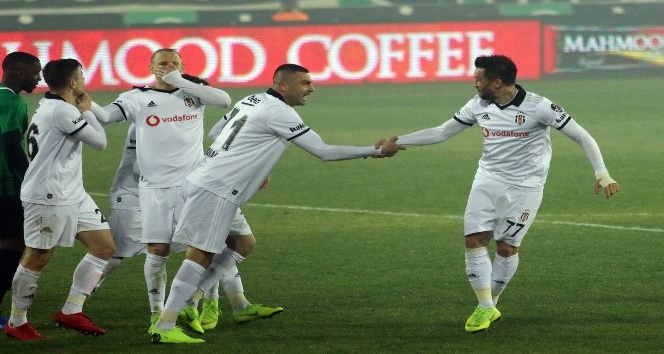 Spor Toto Süper Lig: Akhisarspor: 1 - Beşiktaş: 3 (Maç sonucu)