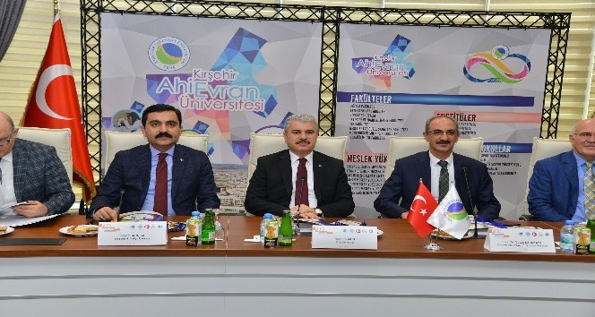 Pilot Üniversiteler Yönergesi Hazırlama Çalıştayı düzenlendi