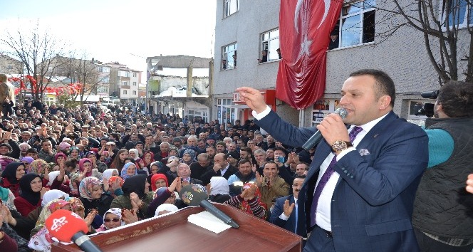 Başkan Yanık AK Parti’den istifa etti