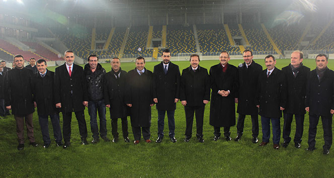 Eryaman Stadı&#039;na Kasapoğlu ve Özhaseki çıkarması