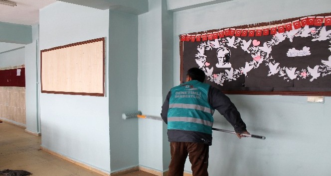 Denetimli serbestlik yükümlüleri okulların boya badana işlerini yapacak
