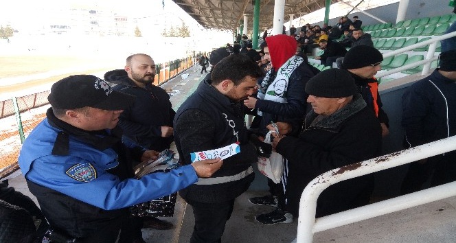 TDP’den spor’da şiddete pankart ve broşürlü uyarı