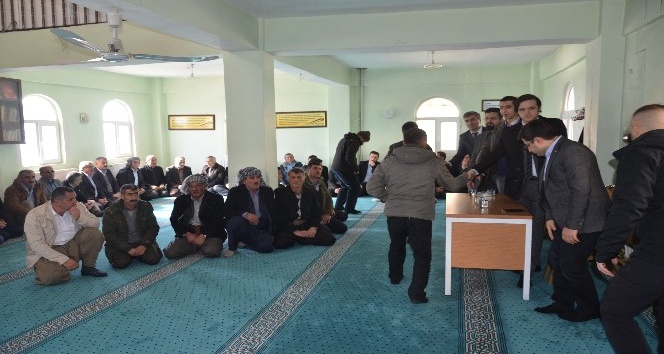Kaymakam Pendik babası için Kürtçe mevlit okuttu