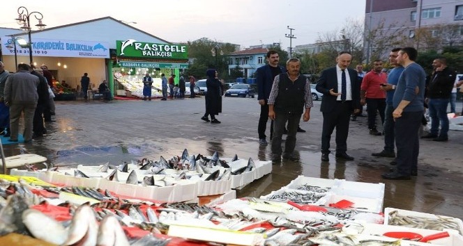 Kırıkkale’de Balıkçılar Çarşısı’na yoğun ilgi