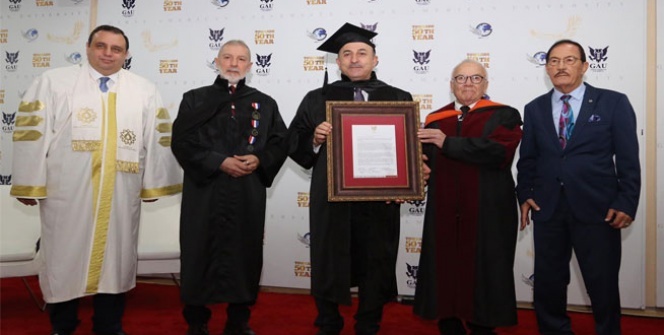 Dışişleri Bakanı Çavuşoğlu’na Fahri Doktora unvanı