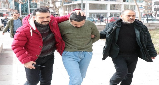 Boğazı kesilmiş halde bulunan Afgan kadını kocası öldürmüş