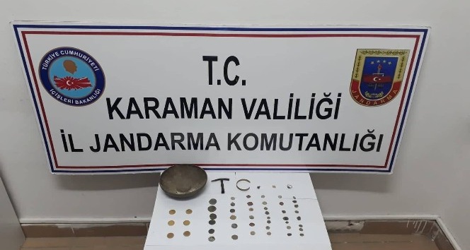 Jandarmanın durdurduğu araçta tarihi eser çıktı