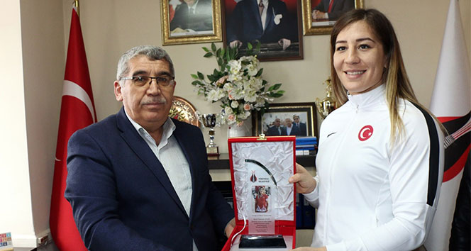 Milli güreşçi Yasemin Adar’ın sıradaki hedefi olimpiyat madalyası