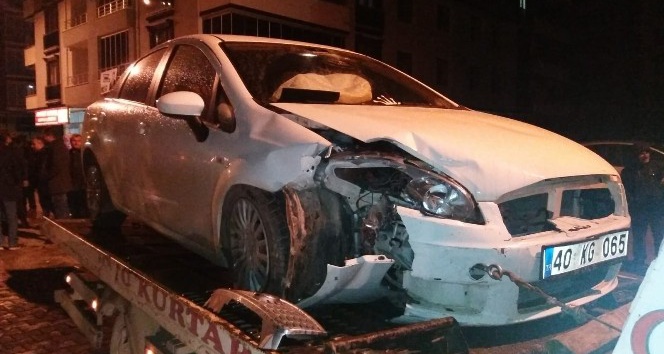 Kırşehir’de trafik kazası: 2 yaralı