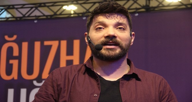 Oğuzhan Uğur: "İdolüm Barış Manço"