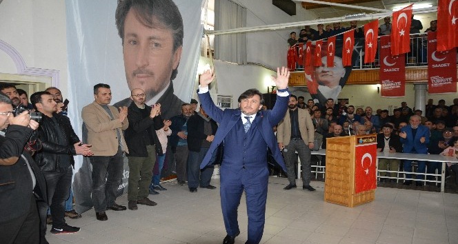 Partisinden ihraç işlemi başlatılan Korkuteli Belediye Başkanı İrban, Saadet Partisi adayı oldu