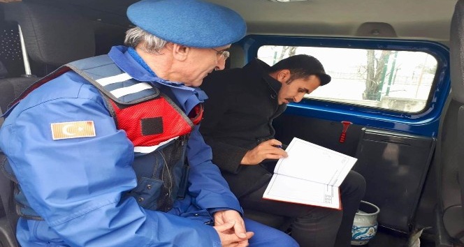 Jandarmadan yol denetimi