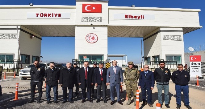 Vali Soytürk Çobanbey Sınır Kapısında incelemelerde bulundu