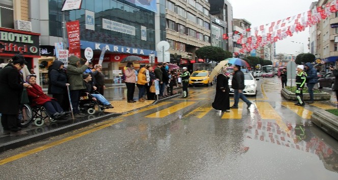 Öncelik Hayatın, Öncelik Yayanın” uygulamayı Yalova’da da yapıldı